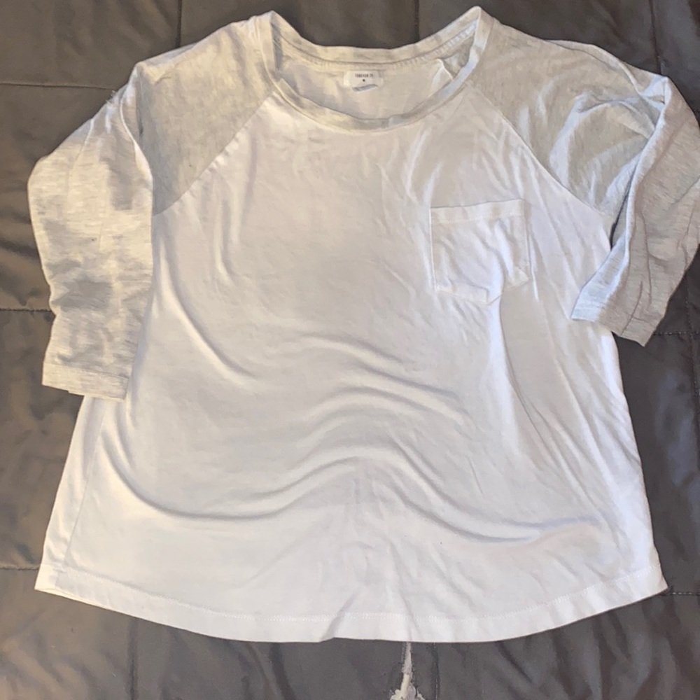 Women’s Forever 21 top size small